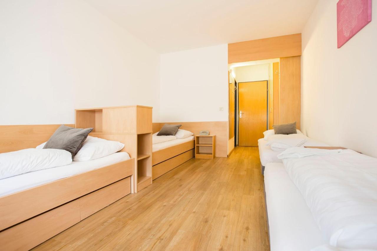 Mynext - Westbahnhof Hostel One Wien Ngoại thất bức ảnh