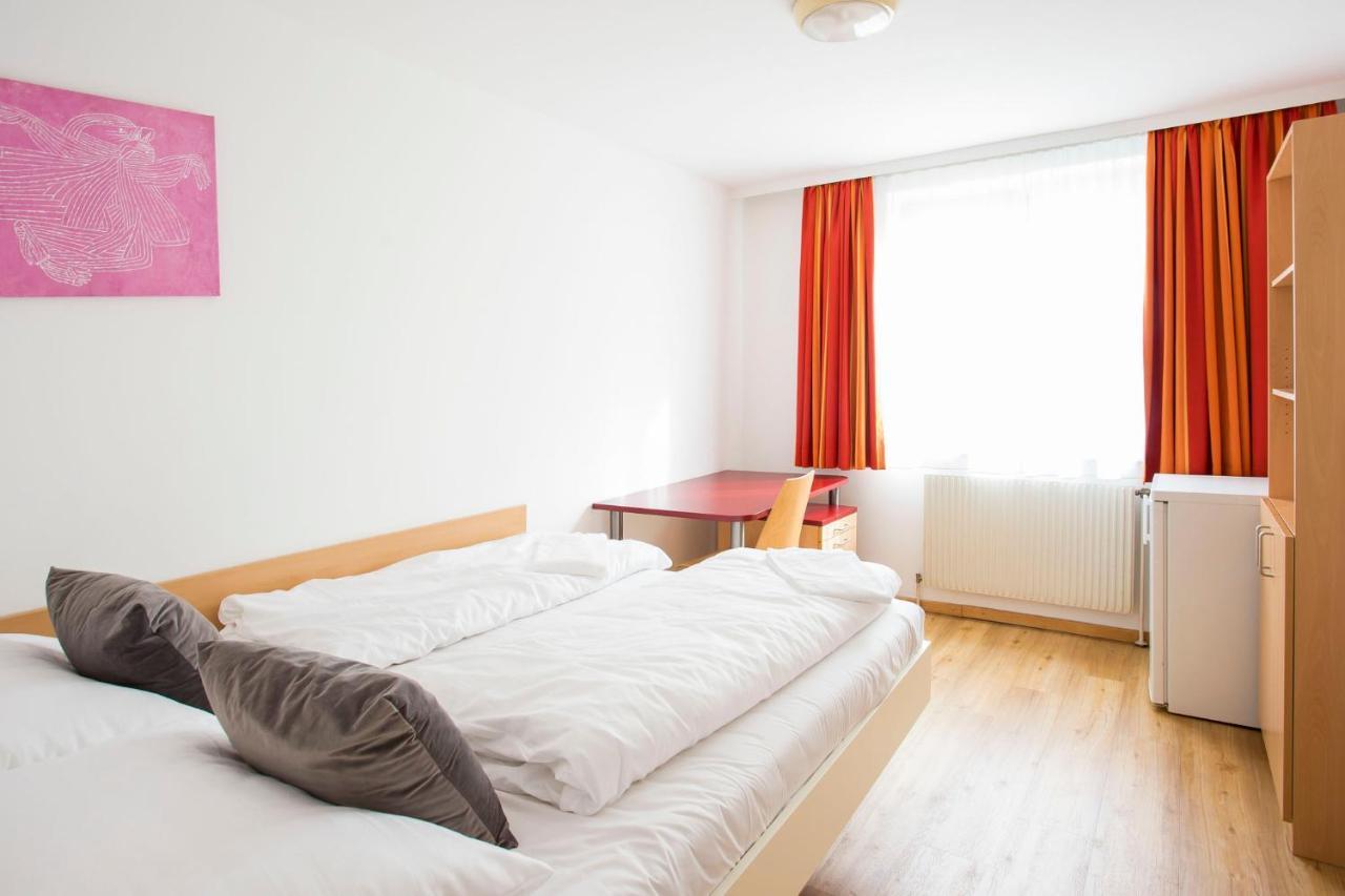 Mynext - Westbahnhof Hostel One Wien Ngoại thất bức ảnh