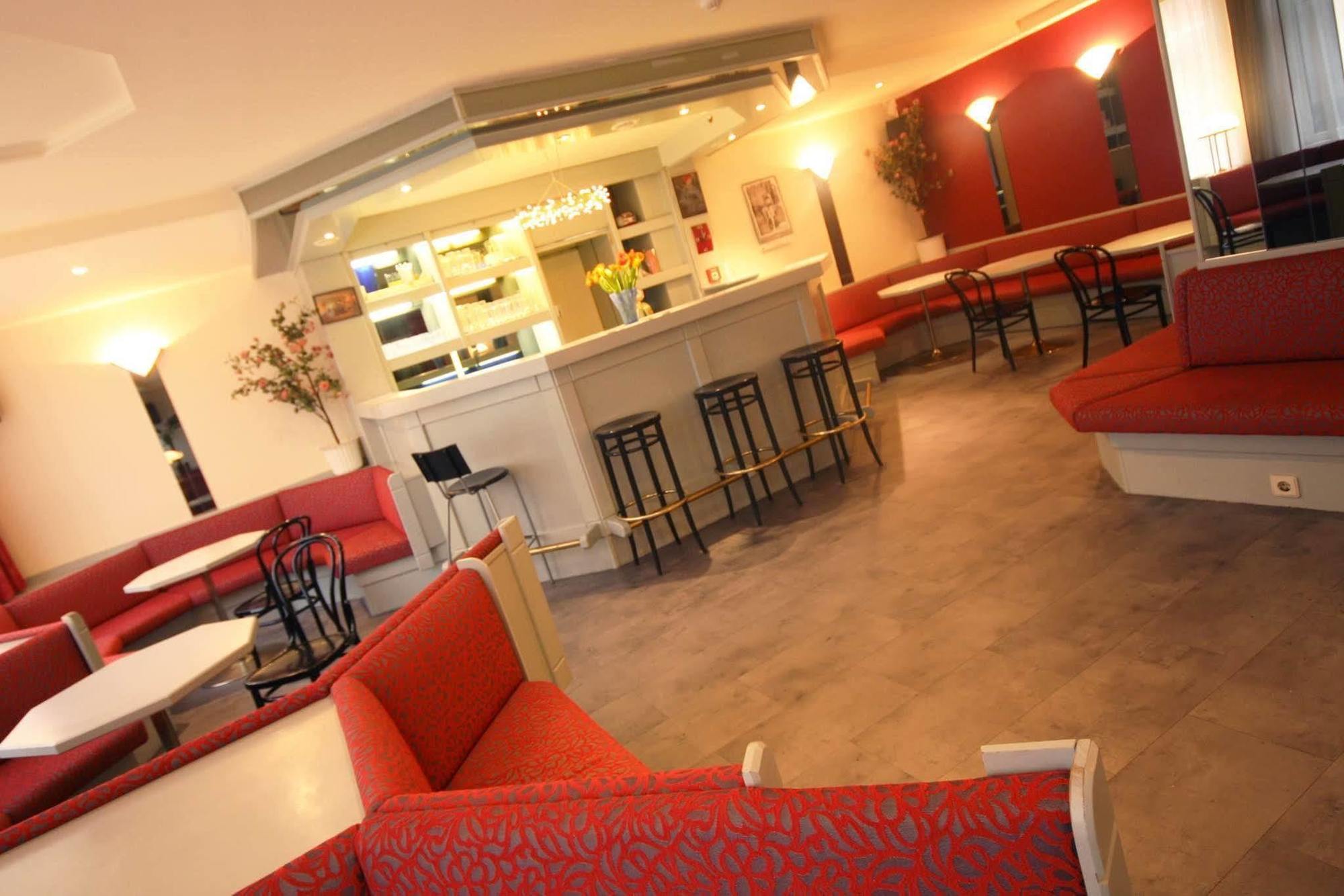 Mynext - Westbahnhof Hostel One Wien Ngoại thất bức ảnh