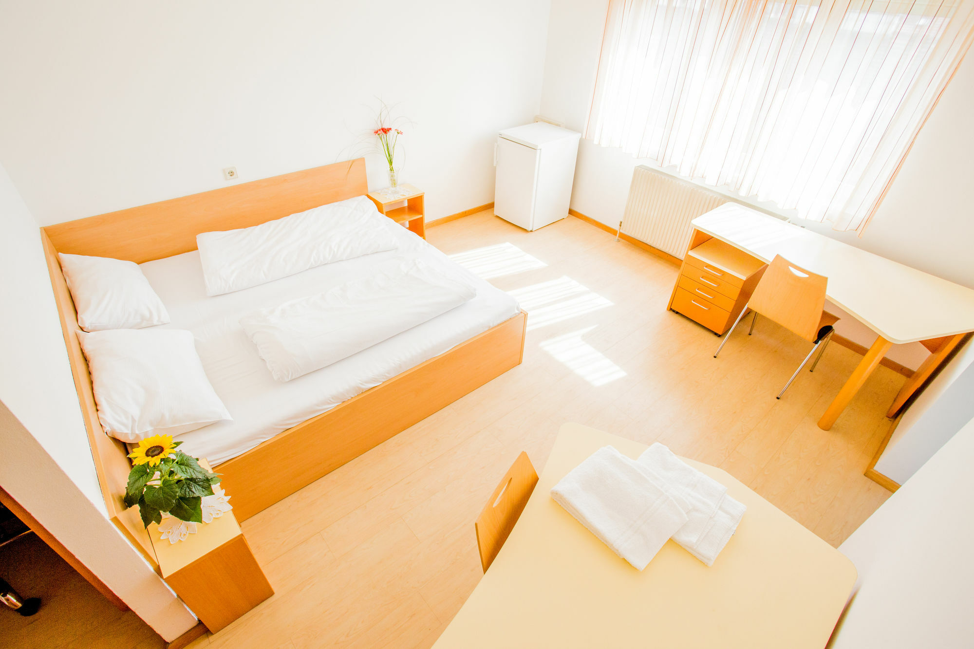 Mynext - Westbahnhof Hostel One Wien Ngoại thất bức ảnh