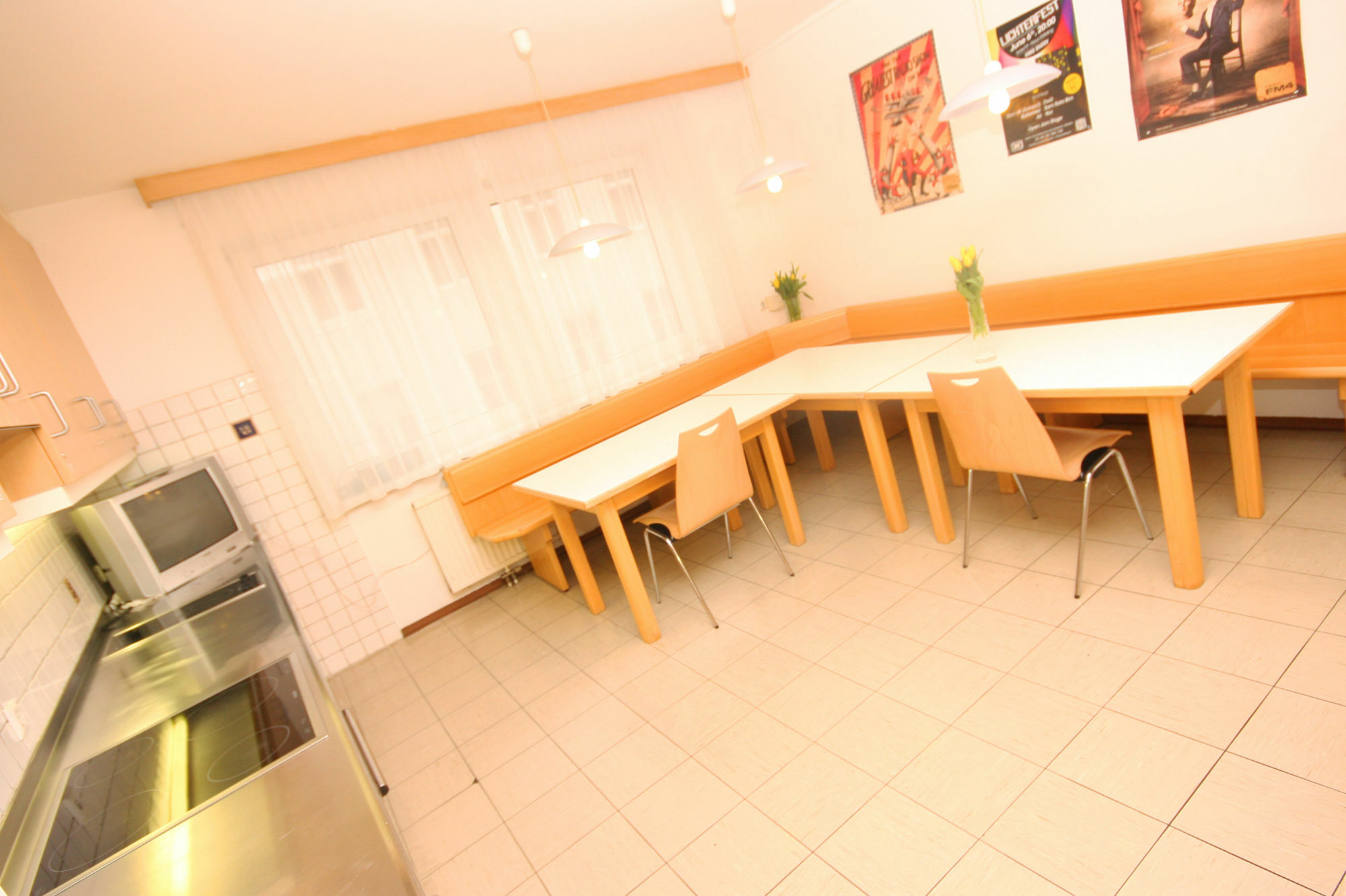 Mynext - Westbahnhof Hostel One Wien Ngoại thất bức ảnh